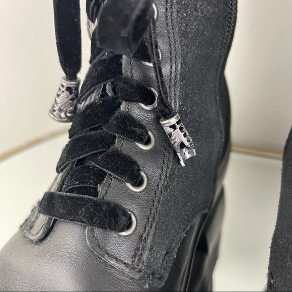 !SOLD! ALEGRIA Black Ari Oiled Suede Velvet Lace Up Ankle Combat Boots - Picture 7 of 10